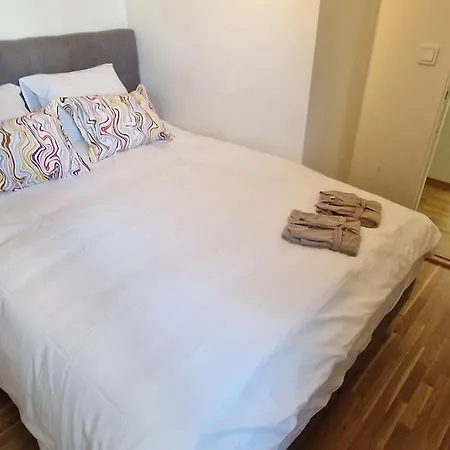 1 Bedroom With A View Διαμέρισμα *