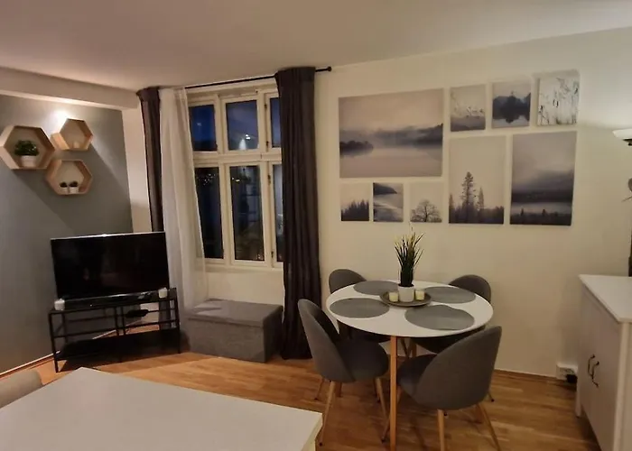 Apartment 1 Bedroom With A View *