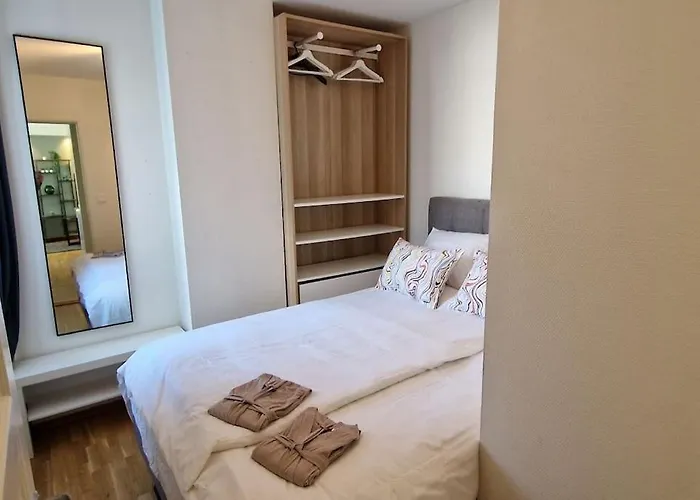 1 Bedroom With A View Apartment