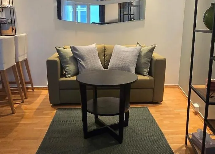 1 Bedroom With A View *